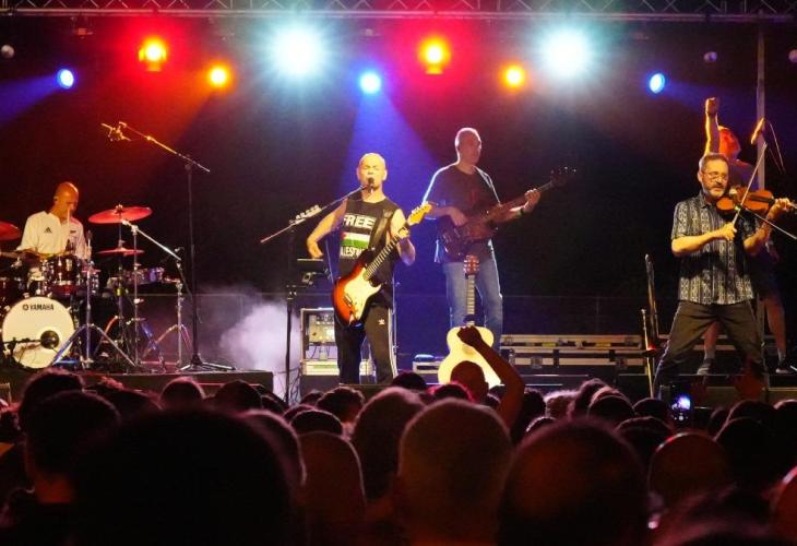 Crónica del concierto de Celtas Cortos en Es Castell